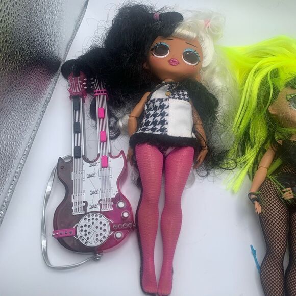 L.O.L Surprise Rock‎ & Roll Musicians Doll Set Of 3 Guitars - Picture 5 of 7